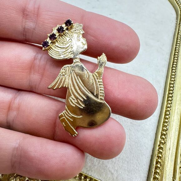 Vintage Jewelry Praying Angel With Purple Rhinestone Crown Brooch Pin - Picture 2 of 3